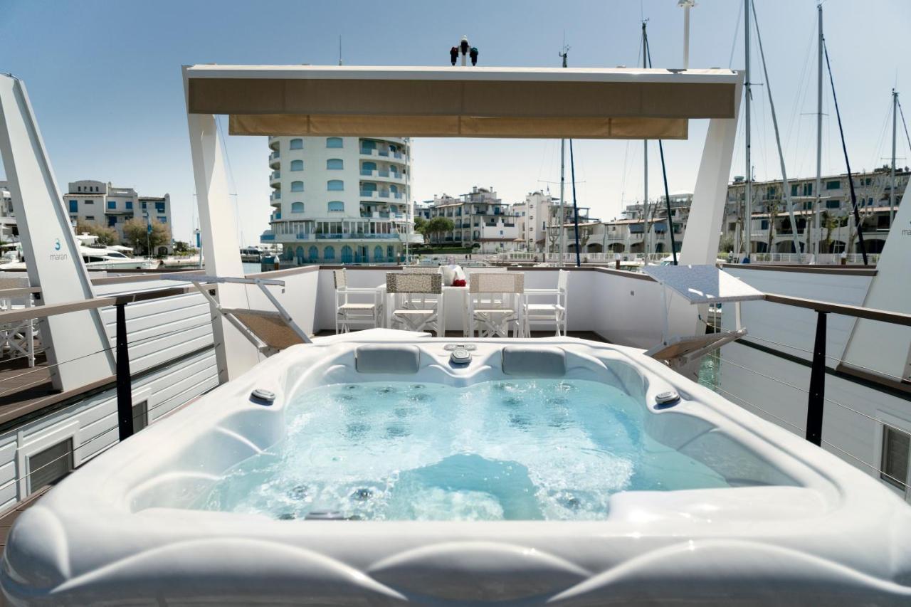Portoverde Luxury Houseboat Misano Adriatico Eksteriør billede