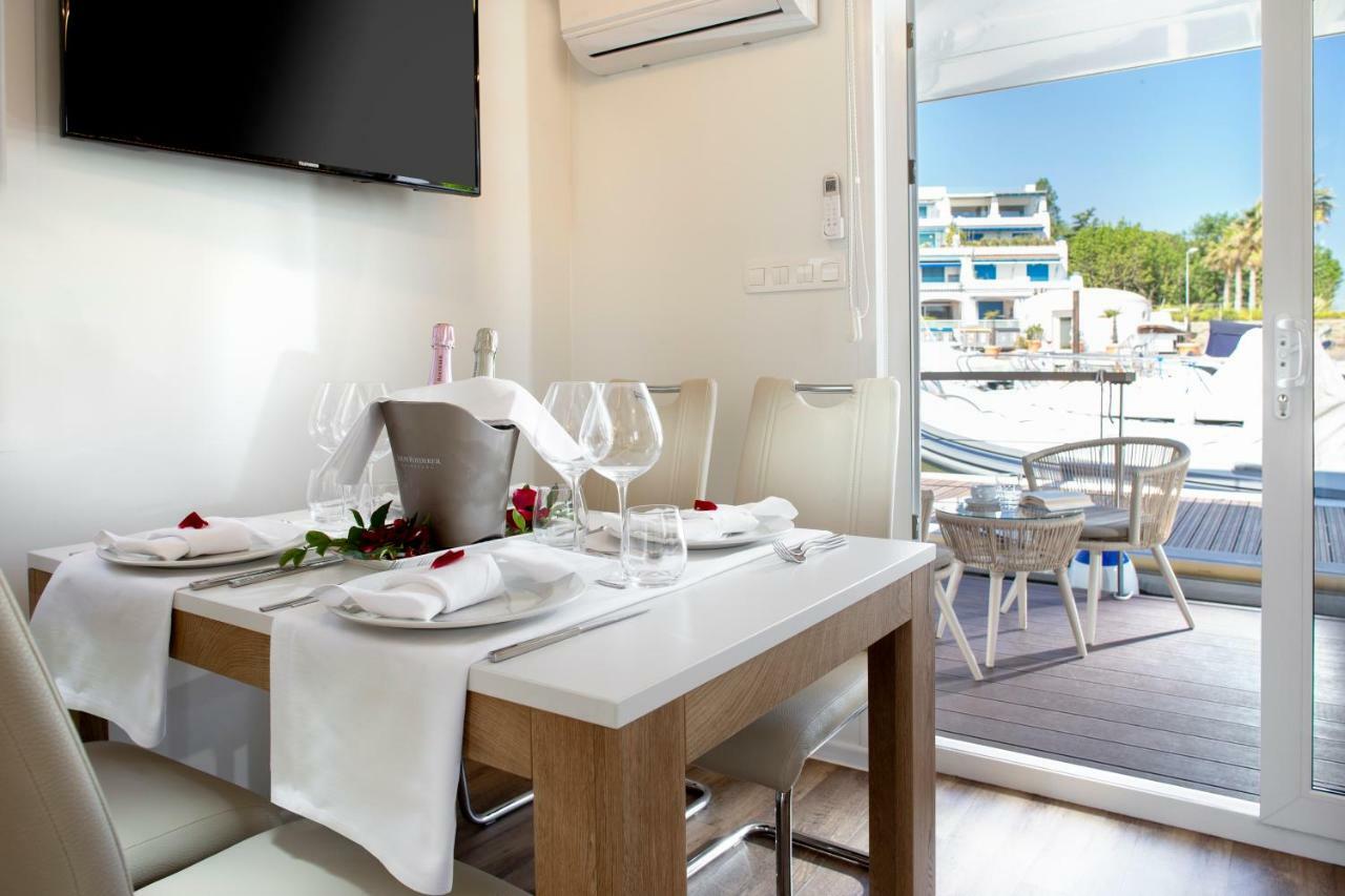 Portoverde Luxury Houseboat Misano Adriatico Eksteriør billede