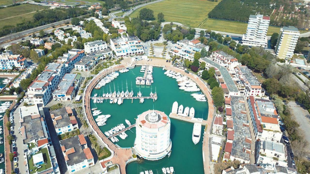 Portoverde Luxury Houseboat Misano Adriatico Eksteriør billede