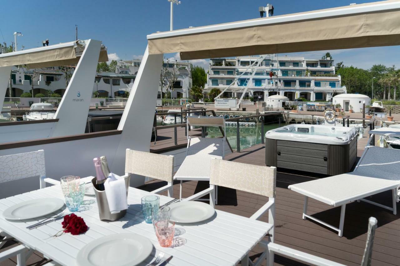 Portoverde Luxury Houseboat Misano Adriatico Eksteriør billede